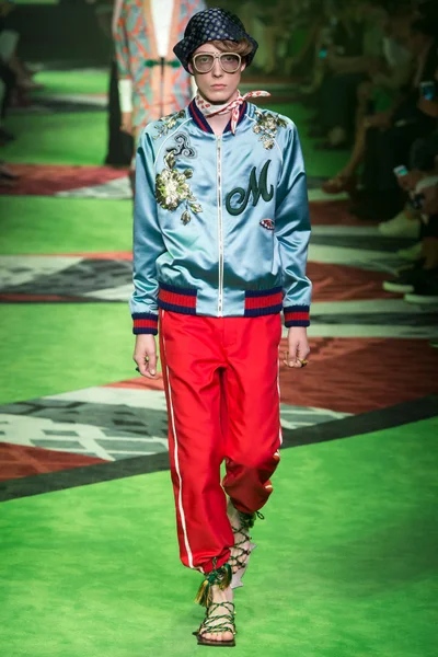 Look 20